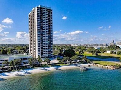 5600 N Flagler Drive #1204
