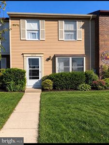 6612 Pebble Ct