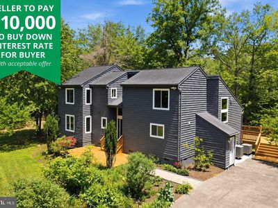 2391 Holly Springs Rd