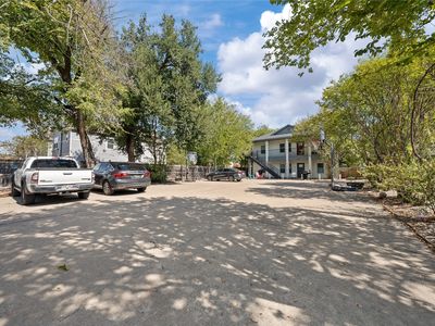 1218 Wood Ave