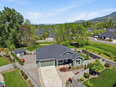 3847 Arena Dr