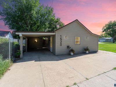 1520 N Highland Ave