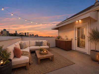 3123 Austin St