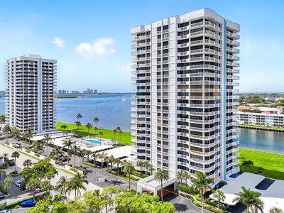 123 Lakeshore Drive #445