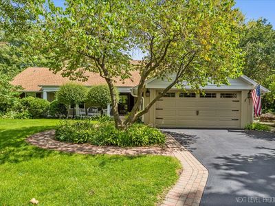 301 Country Club Pl