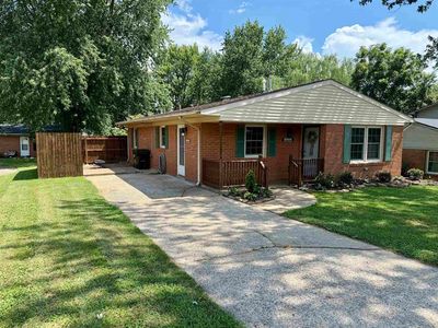 Property at 6504 Lilac Ct, Utica, KY