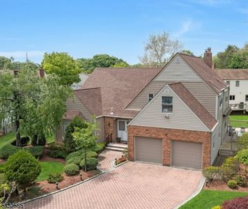 42-09 Cosgrove Ct