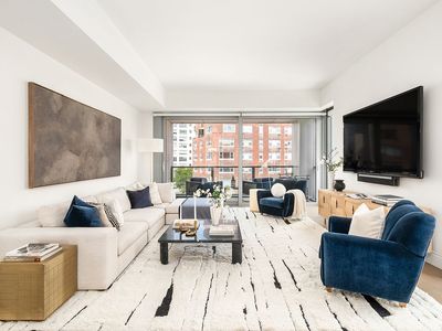 180 6th Ave #8-B