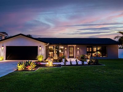 5164 Venetian Blvd NE