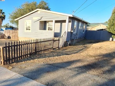 118 Poinsettia Ave