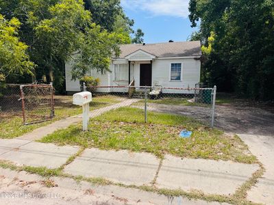 Property at 1681 Vine St, Biloxi, MS