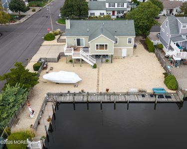 1750 Bay Boulevard