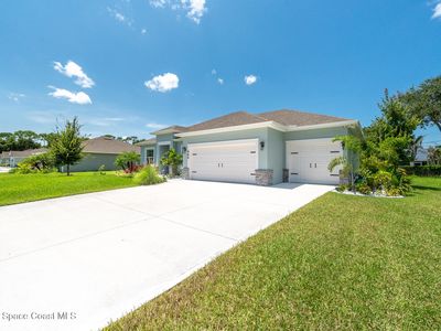 946 Roseland Rd