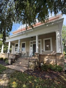 217 W Main St