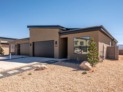 3049 W 1625 N