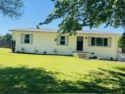 727 Hutcheson Rd