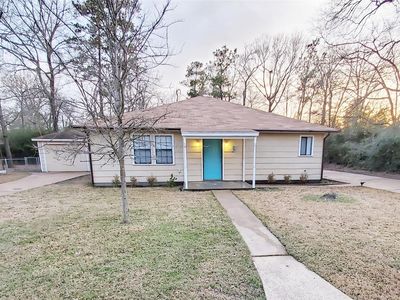 Property at 5 Top Flite Ln, Trinity, TX