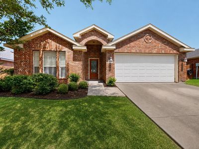 2011 Samantha Ln