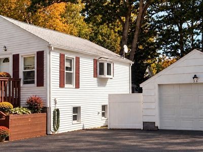 36 Oakland Dr