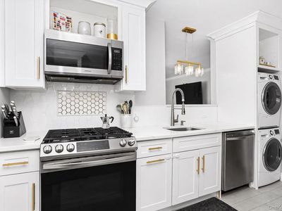 76 Lawrence Court #C