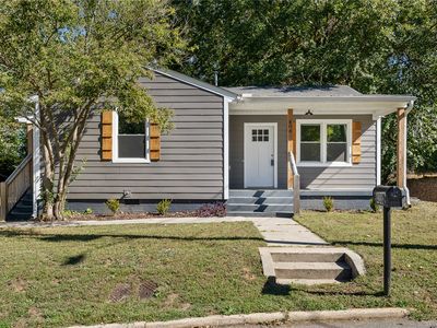 408 Moultrie Sq