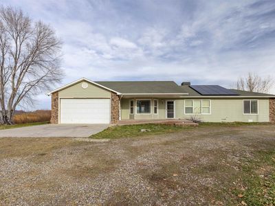 2098 J Rd