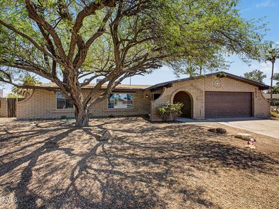 3023 S CARRIAGE Lane