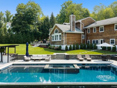 8 Seymour Place W