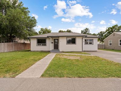 747 W Juniper Ave