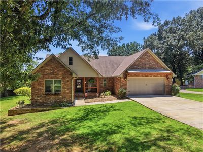 2503 Bradley Ln