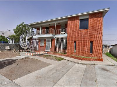 3307 Jackson Ave