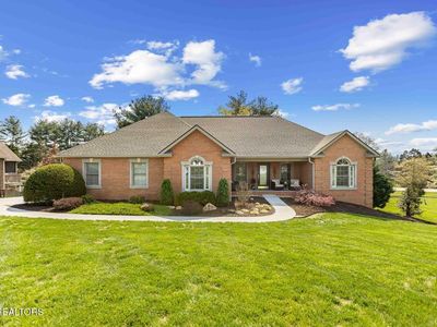 3748 Whitworth Dr