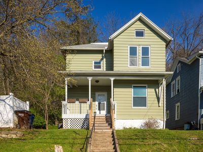 143 Grosvenor St