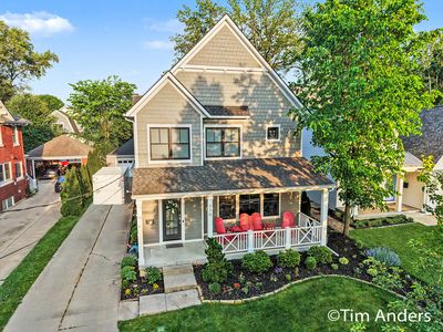 556 Greenwood Ave SE
