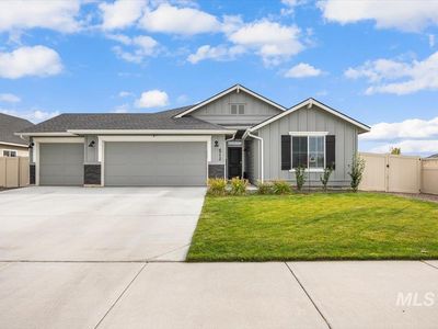 4712 Rose Gold St
