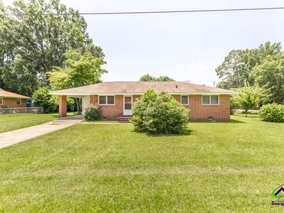 415 Bernard Dr