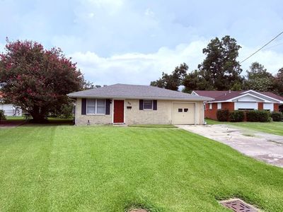 709 Lydia Ct