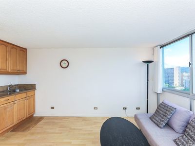 2211 Ala Wai Blvd APT 1806