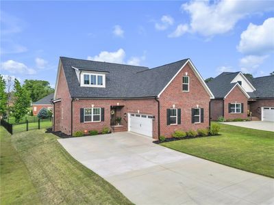 110 Bonaire Point