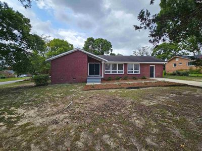 8220 Hunt Club Rd