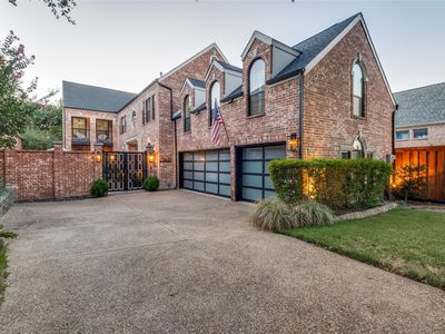 3117 Prestonwood Dr