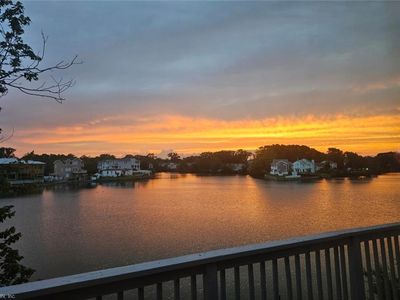 209 Lake Dr