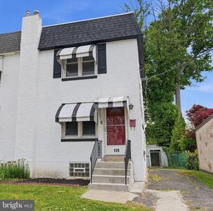 Property at 109 W Ridley Ave, Norwood, PA