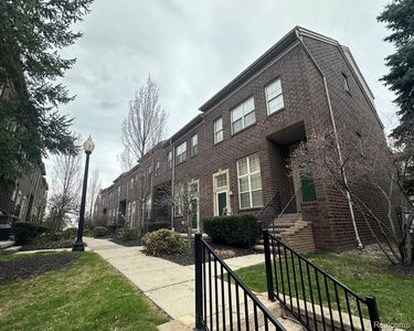 Property at 7 Georgetown Ct, Dearborn, MI
