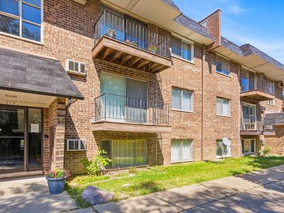 215 S Hale St APT 6A