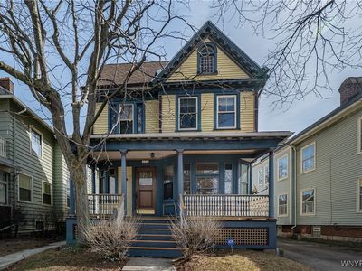359 Parkside Ave