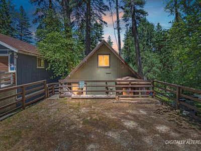 Property at 22928 Laurel Ln, Crestline, CA