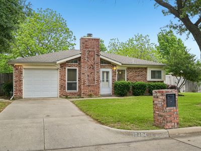 10404 Maria Dr