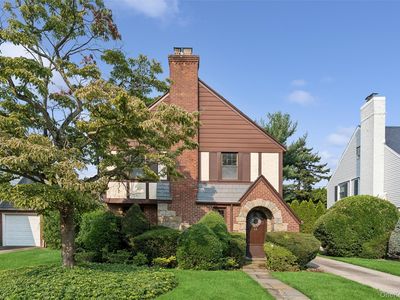 23 Wisteria Avenue