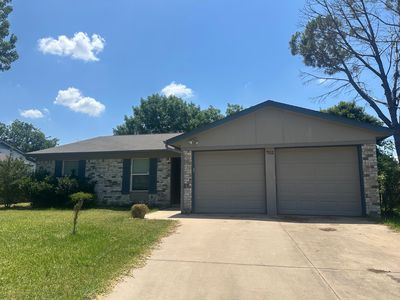 702 Meadowview Dr